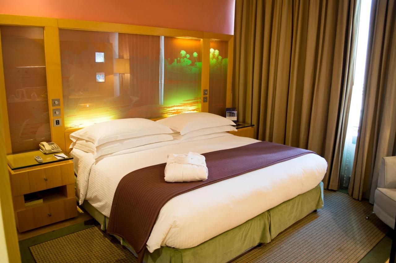 Le Royal Tower Hotell Kuwait City Eksteriør bilde