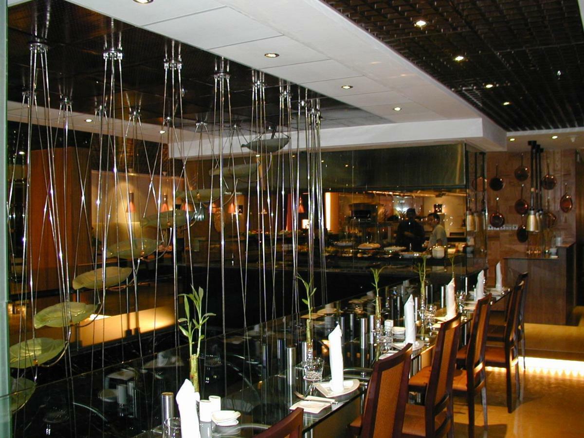 Le Royal Tower Hotell Kuwait City Eksteriør bilde